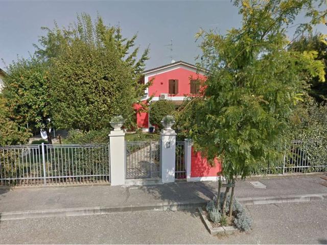 Case e ville in vendita di 301 m² in Viale Papa Paolo VI, 13