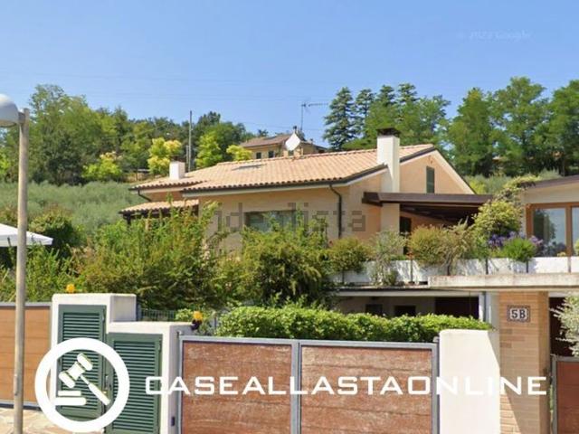 Case e ville in vendita di 302 m² in Via San Bernardino