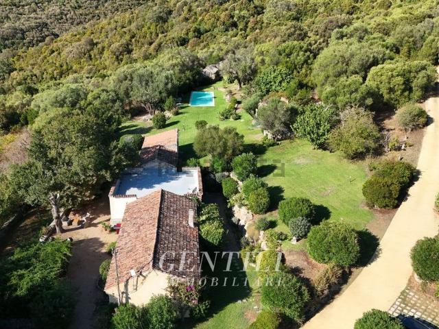 Case e ville in vendita di 304 m²