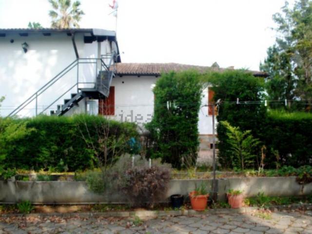 Case e ville in vendita di 304 m² in Via Olivastreto