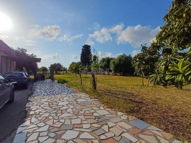 Case e ville in vendita di 305 m² in Strada Carancino