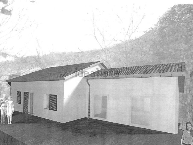 Case e ville in vendita di 306 m² in Via Giacomo Matteotti, 171