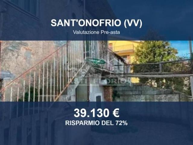 Case e ville in vendita di 307 m² in Via Trecroci, 33