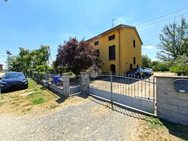 Case e ville in vendita di 310 m²