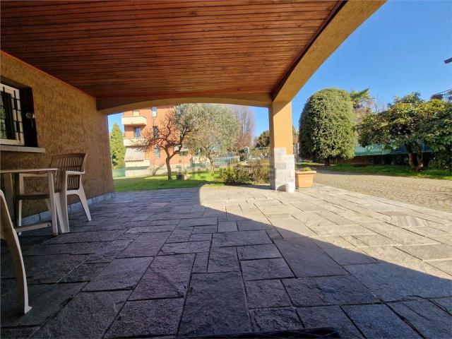 Case e ville in vendita di 310 m² in Via Gradisca