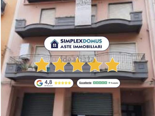 Case e ville in vendita di 310 m² in Viale Regina Margherita