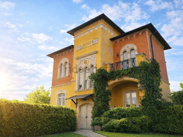 Case e ville in vendita di 310 m² in Corso Italia