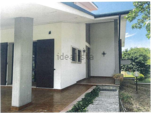 Case e ville in vendita di 311 m²