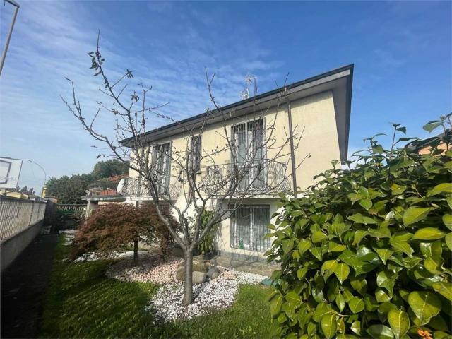 Case e ville in vendita di 313 m² in Via Santa Rita, 1