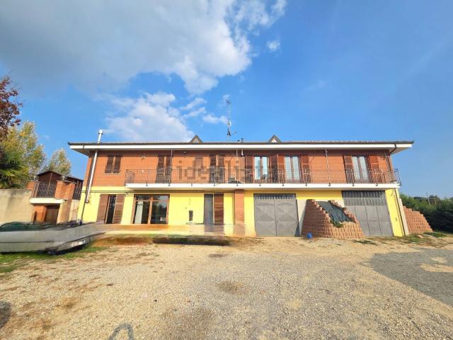 Case e ville in vendita di 313 m² in Corso Torino