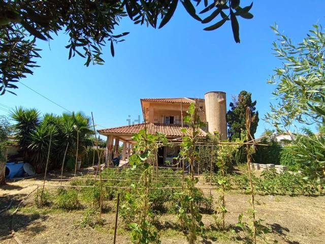 Case e ville in vendita di 313 m² in Lungomare del Mediterraneo