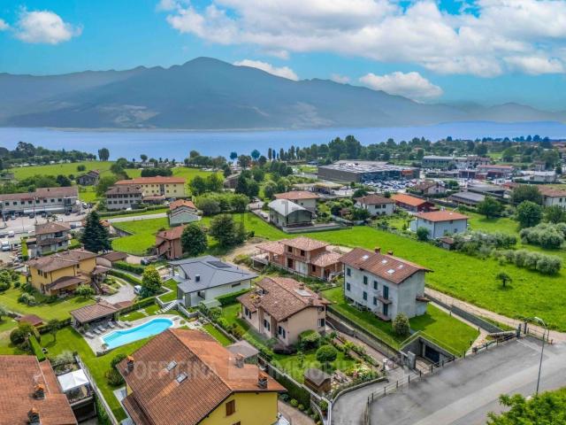 Case e ville in vendita di 314 m² in Via Gorgotto, 65