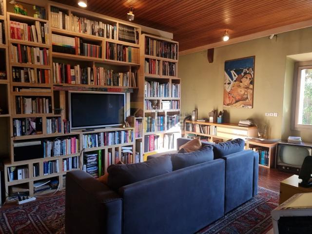 Case e ville in vendita di 315 m² in Viale Adua