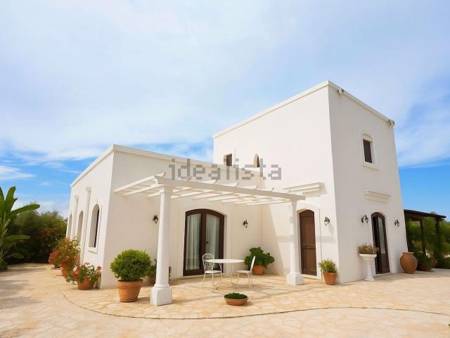 Case e ville in vendita di 315 m² in Contrada Apani, 9