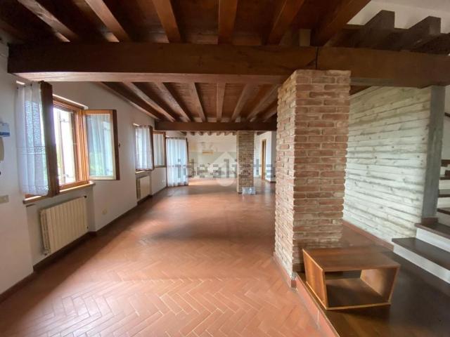 Case e ville in vendita di 316 m² in Via Prà della Tezza, 3