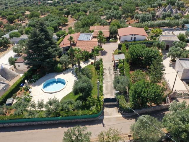 Case e ville in vendita di 316 m² in Contrada Vagone