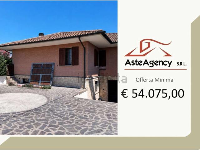 Case e ville in vendita di 318 m² in Via Piana La Fara, 269