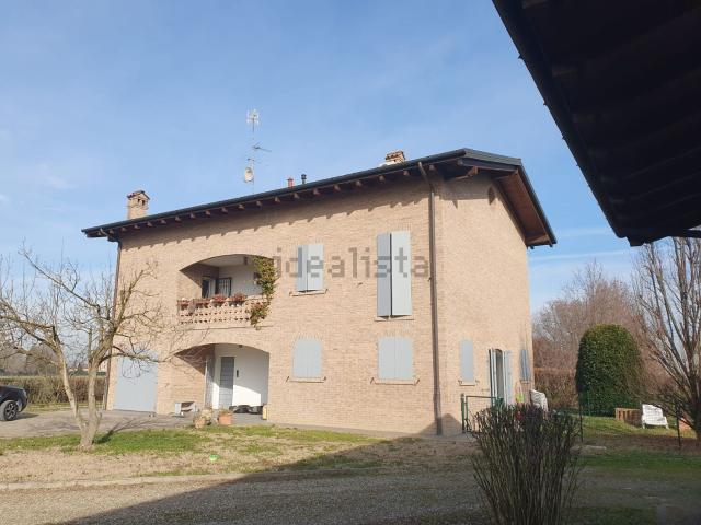 Case e ville in vendita di 320 m²