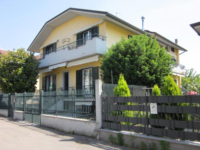 Case e ville in vendita di 320 m²