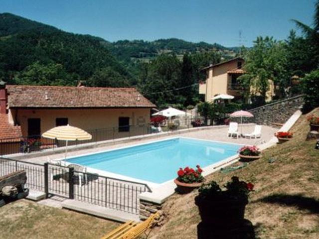 Case e ville in vendita di 320 m²