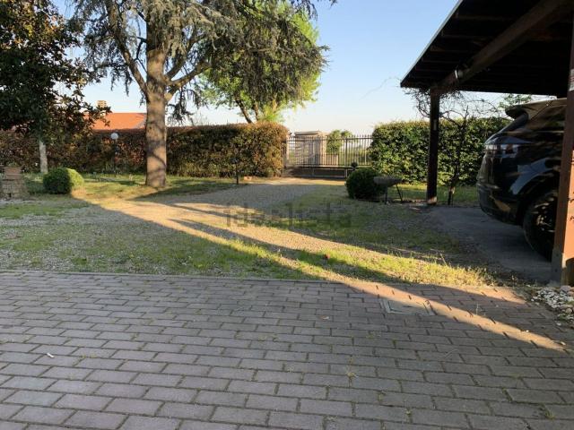 Case e ville in vendita di 320 m²