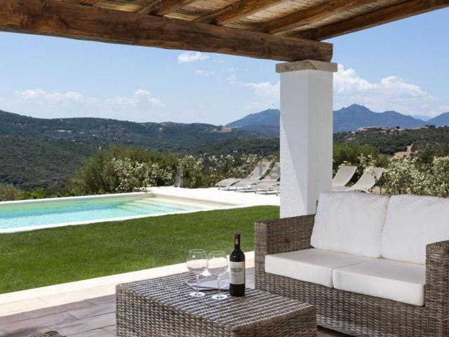 Case e ville in vendita di 320 m²