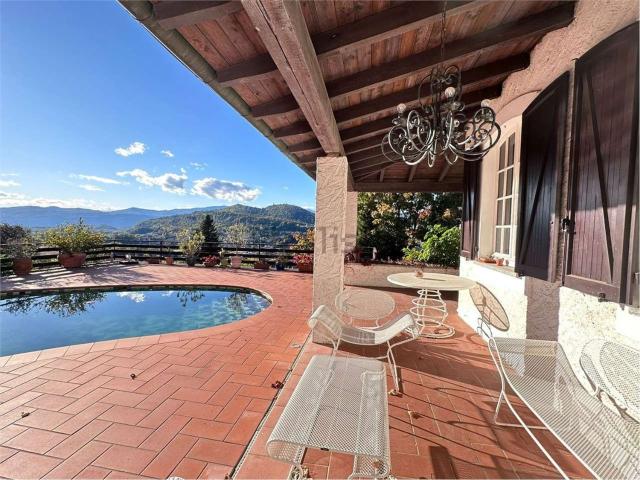 Case e ville in vendita di 320 m²