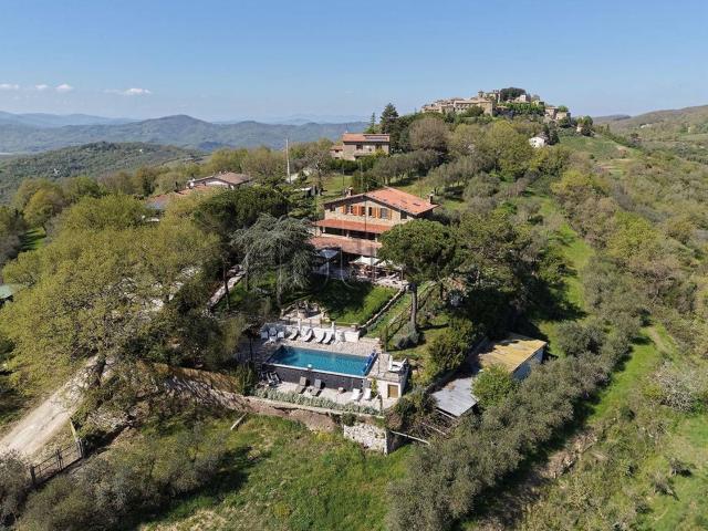 Case e ville in vendita di 320 m² in Via Madonna del Sodo, 15