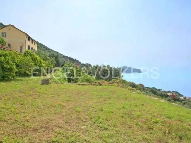 Case e ville in vendita di 320 m² in Via San Rocchino di Nervi, 4