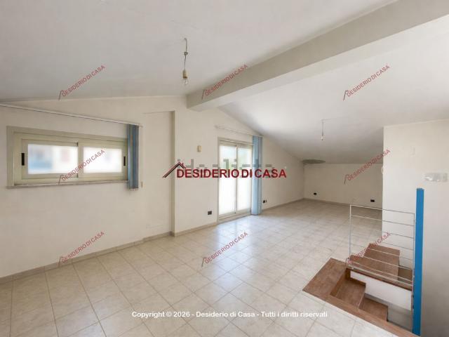 Case e ville in vendita di 320 m² in Via Sant&apos Andrea, 207