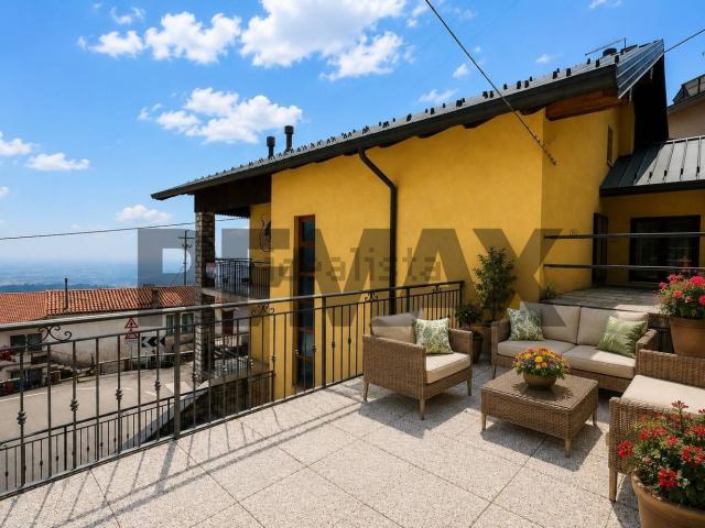Case e ville in vendita di 321 m² in Via VII Comuni, 73