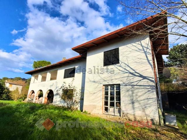 Case e ville in vendita di 321 m² in Strada di Canneto
