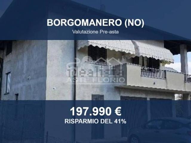 Case e ville in vendita di 322 m² in Via Croce