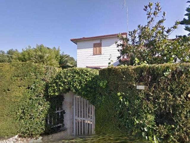 Case e ville in vendita di 322 m² in Viale monte Sant&apos Angelo
