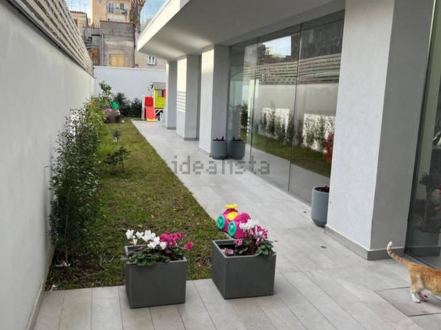 Case e ville in vendita di 323 m² in Via Cavaliere, 35