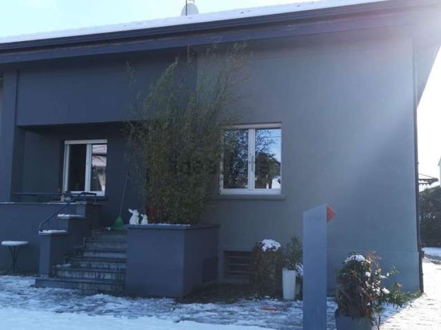 Case e ville in vendita di 323 m² in Via Martiri della Libertà, 9
