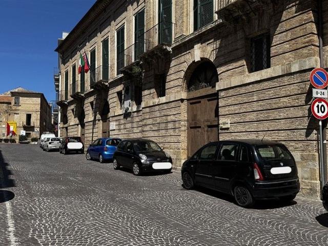 Case e ville in vendita di 323 m² in Strada de&apos  Frentani, 26