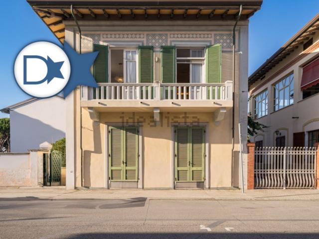 Case e ville in vendita di 324 m² in Via Padre Eugenio Barsanti, 3