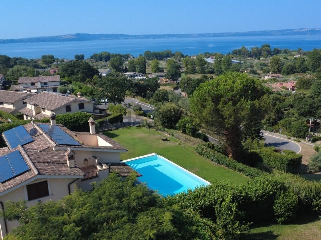 Case e ville in vendita di 325 m² in Via dello Sboccatore, 3