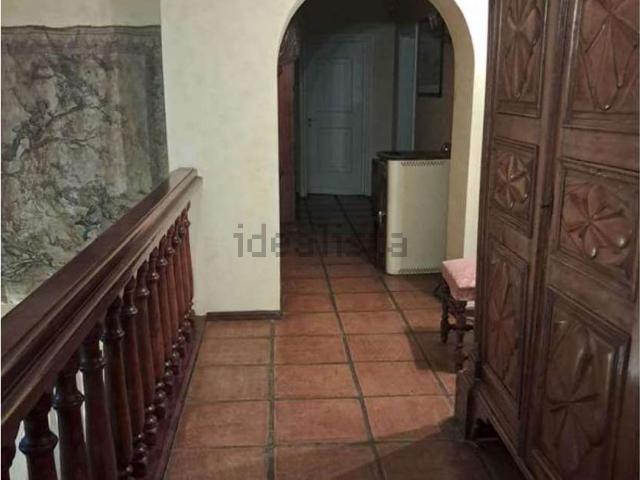 Case e ville in vendita di 327 m² in Via Giuseppe Garibaldi, 41
