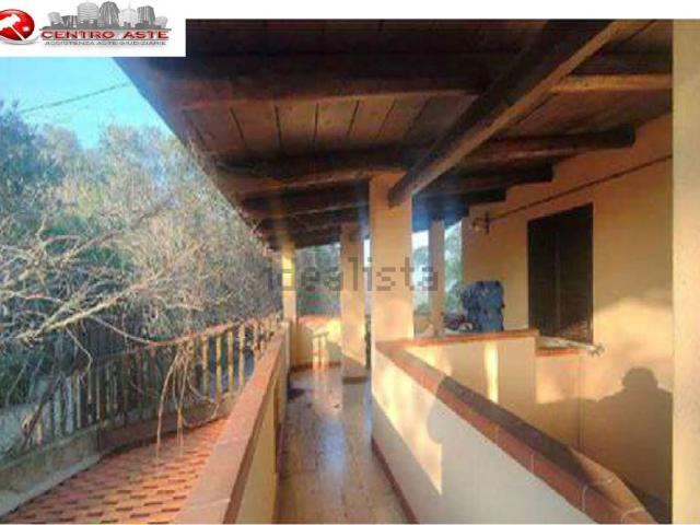 Case e ville in vendita di 328 m² in Contrada Vallerio
