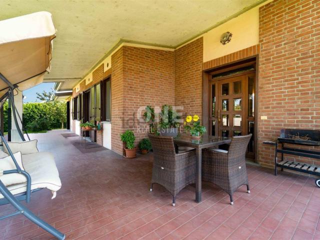 Case e ville in vendita di 329 m²