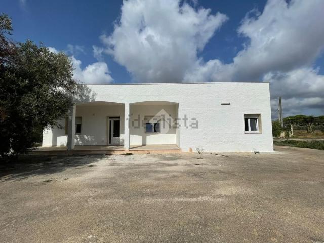 Case e ville in vendita di 329 m²