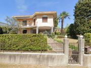 Case e ville in vendita di 329 m² in Via Giosuè Borsi, 1