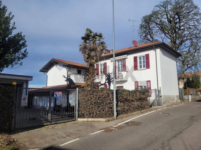 Case e ville in vendita di 330 m²