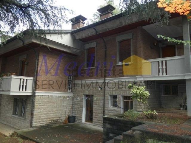 Case e ville in vendita di 330 m²