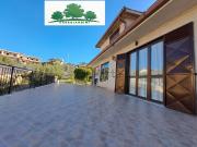 Case e ville in vendita di 330 m² in Via salaria vecchia