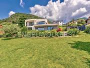 Case e ville in vendita di 330 m² in Via Vittorio Veneto