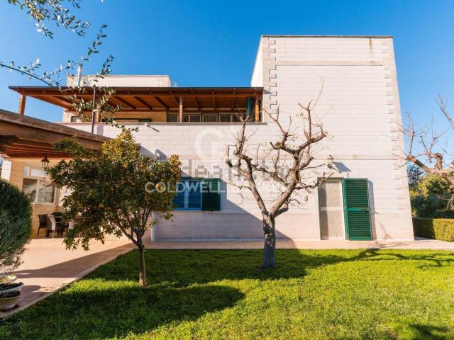 Case e ville in vendita di 330 m² in Borgo Regina, 67