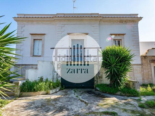 Case e ville in vendita di 330 m² in Corso Umberto I, 62